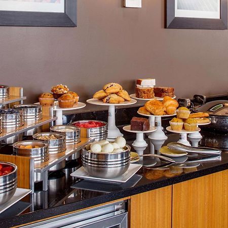 Doubletree Suites By Hilton Minneapolis Downtown Экстерьер фото