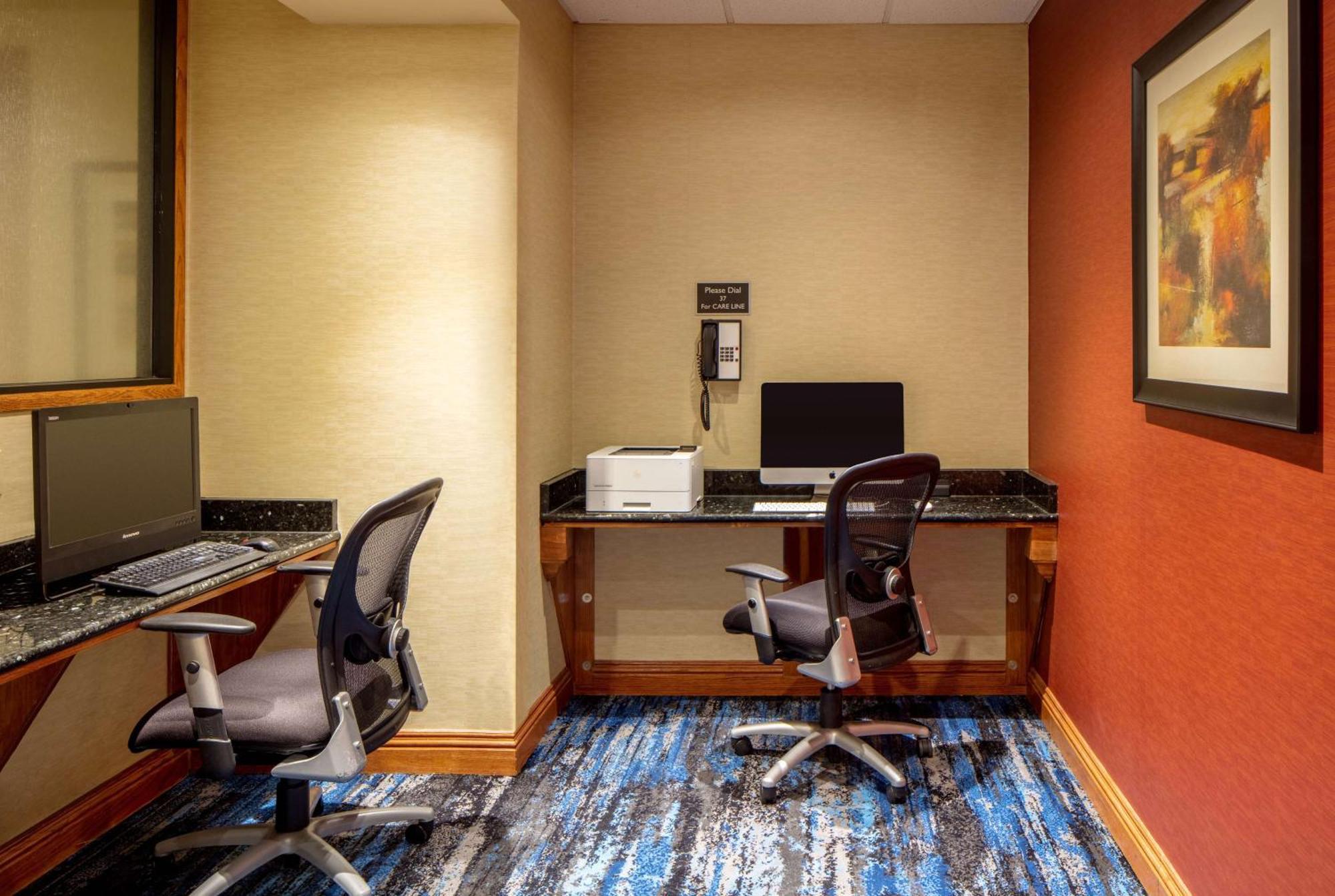 Doubletree Suites By Hilton Minneapolis Downtown Экстерьер фото