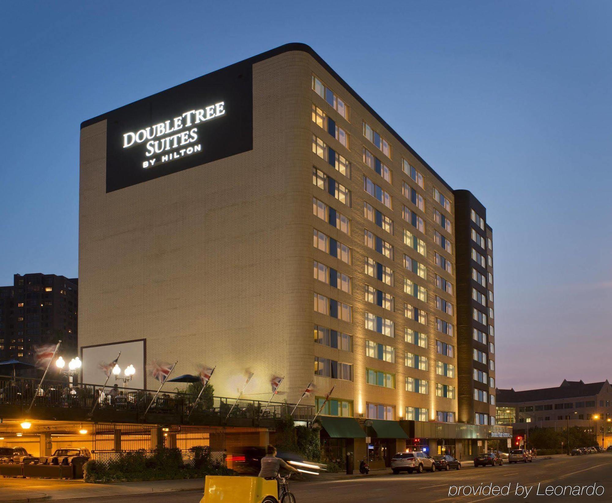 Doubletree Suites By Hilton Minneapolis Downtown Экстерьер фото