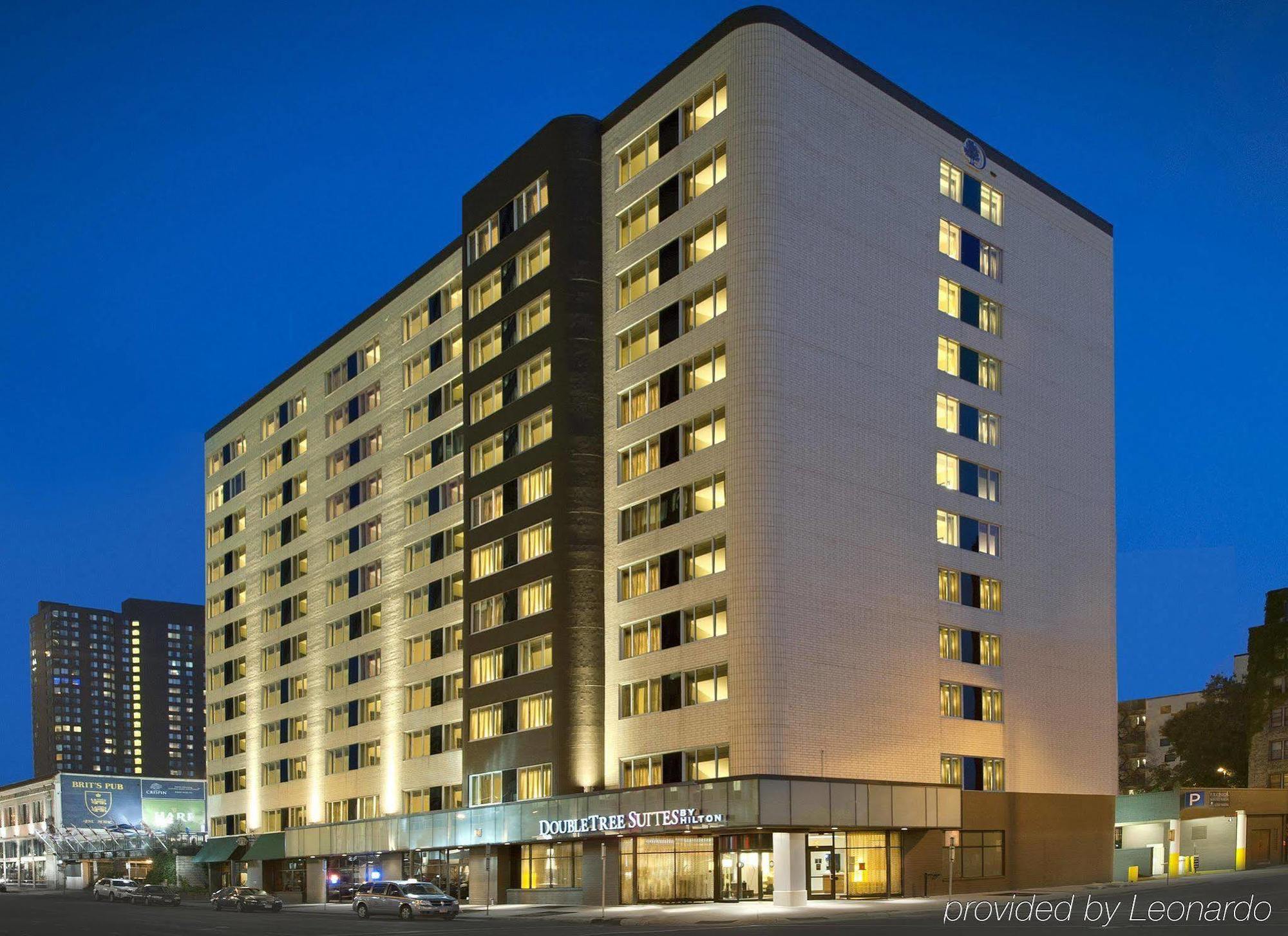 Doubletree Suites By Hilton Minneapolis Downtown Экстерьер фото